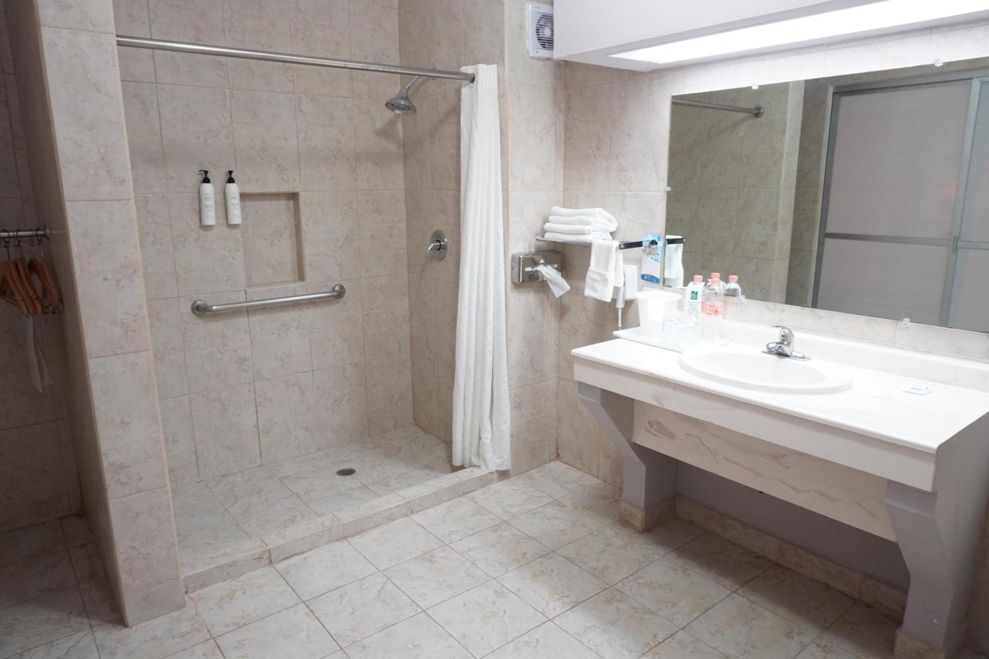 Quality Inn Piedras Negras Exterior foto